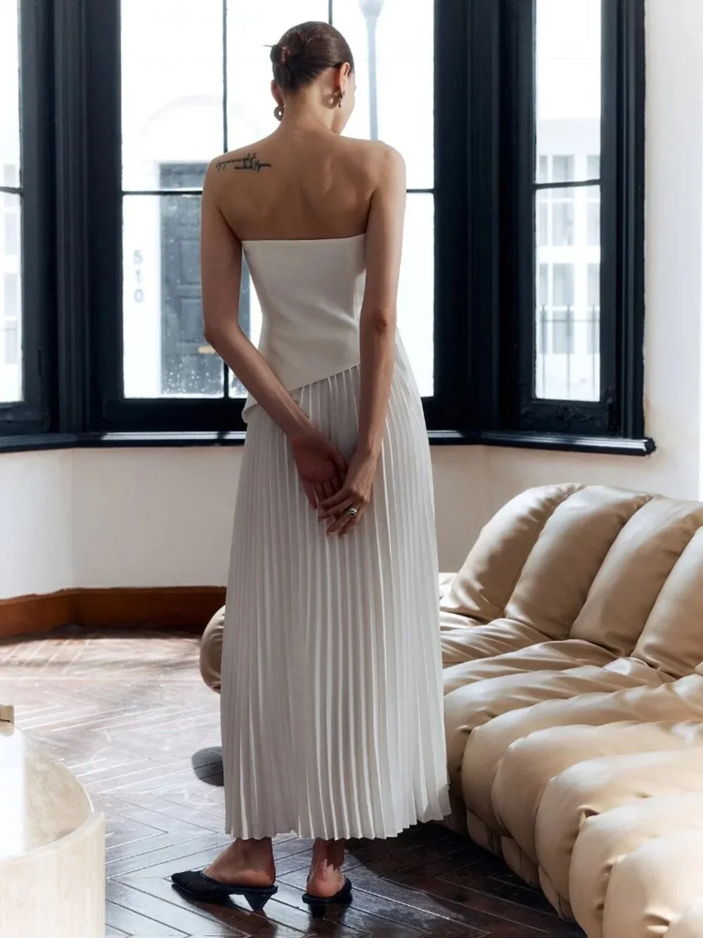 White Solid Pleated Strapless Split Dress - Picture 3 of 5